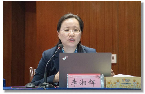 宜化集团召开第二十个党风廉政建设宣传教育月活动动员暨集团党委中心组第五次集中(扩大)学习会议(图2) 宜化集团召开第二十个党风廉政建设宣传教育月活动动员暨集团党委中心组第五次集中(扩大)学习会议(图2)