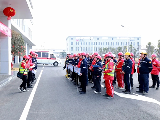 实景实战!田家河园区这场演练超有“料”(图1) 实景实战!田家河园区这场演练超有“料”(图1)